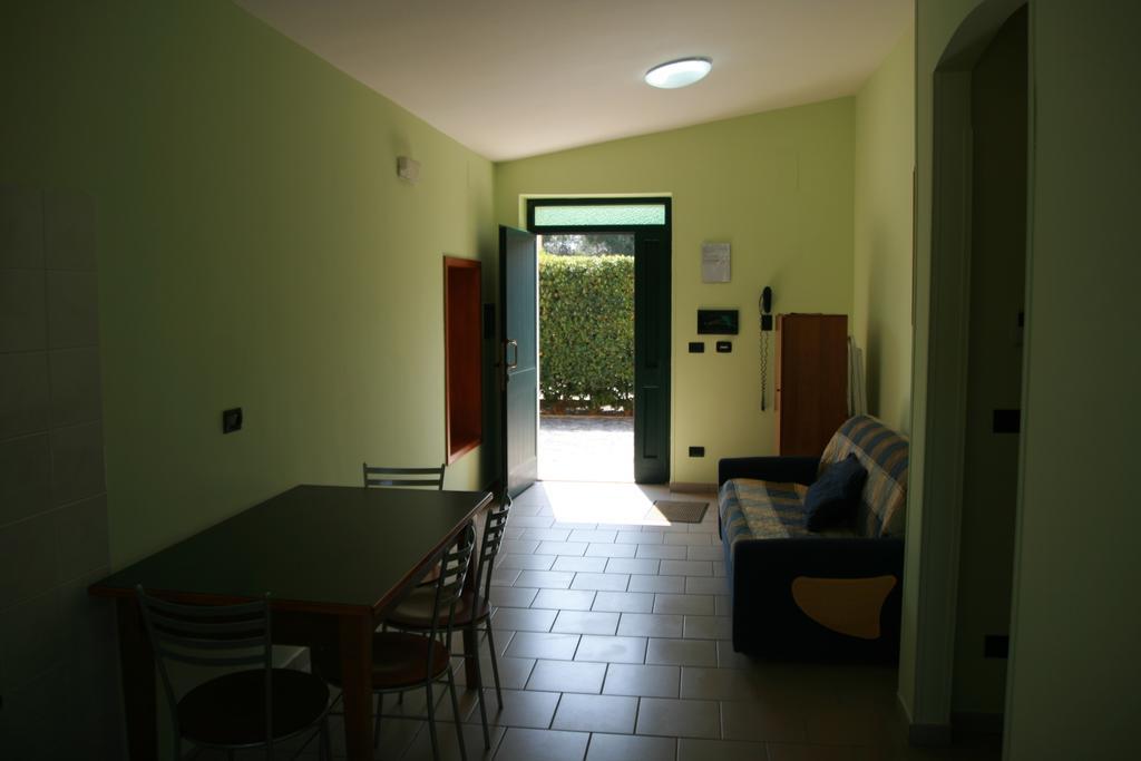Villaggio Turistico Malibuu Manduria Szoba fotó